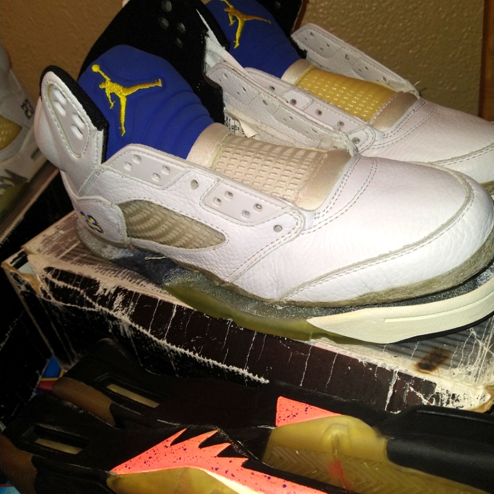 Jordan 5 lancys 99/00 dead stock.